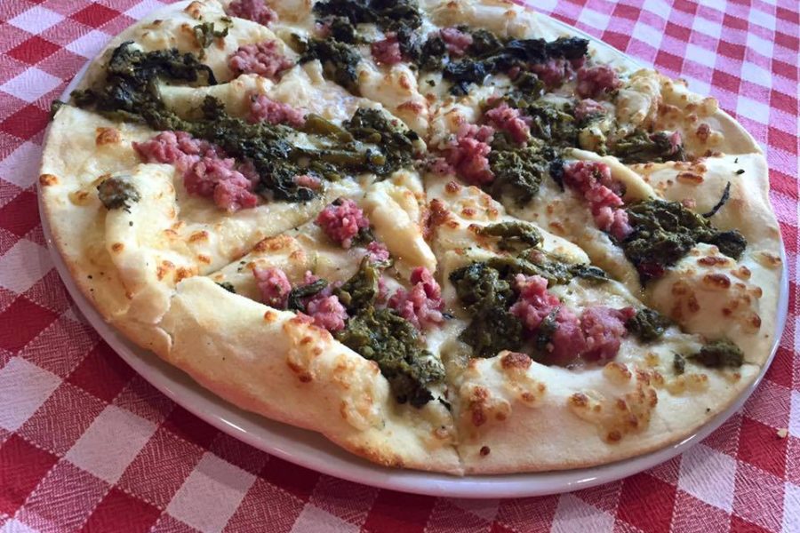 Pizza le Botti z umbryjską kiełbaską